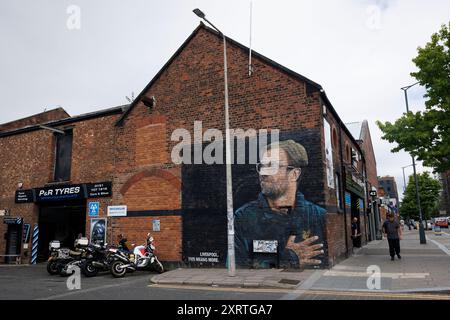 Une vue générale (GV) du mur d'art Klopp par le graffiti Akse sur Jamaica Street dans le triangle Baltique, Liverpool, Grande-Bretagne. La murale rend hommage à Banque D'Images