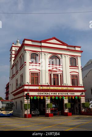 Caserne de pompiers centrale dans la vieille ville du patrimoine mondial de l'UNESCO, île de Penang, George Town, Malaisie Banque D'Images