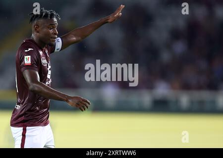 Turin, Italie. 11 août 2024. Duvan Zapata du Torino FC fait des gestes lors du match de la Coppa Italia Round of 32 entre Torino FC et Cosenza Calcio au Stadio Olimpico le 11 août 2024 à Turin, Italie . Crédit : Marco Canoniero/Alamy Live News Banque D'Images