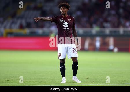 Turin, Italie. 11 août 2024. Valentino Lazaro du Torino FC fait des gestes lors du match de la Coppa Italia Round of 32 entre Torino FC et Cosenza Calcio au Stadio Olimpico le 11 août 2024 à Turin, Italie . Crédit : Marco Canoniero/Alamy Live News Banque D'Images