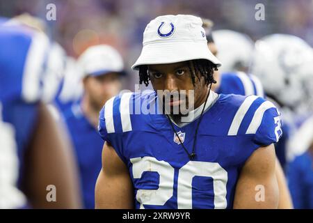 11 août 2024 : sécurité des Colts d'Indianapolis Nick Cross (20 ans) lors du match de pré-saison de la NFL contre les Broncos de Denver au Lucas Oil Stadium à Indianapolis, Indiana. John Mersits/CSM. Banque D'Images