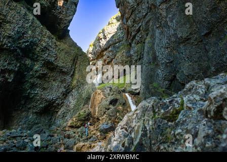 Gordale Scar à Malham dans le Yorkshire Dales Banque D'Images