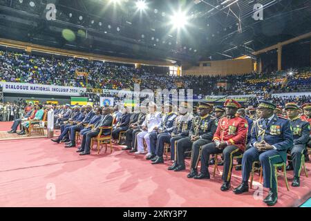 Ouverture du dialogue national inclusif au Palais des Sports de Libreville, le 2 avril 2024. Banque D'Images