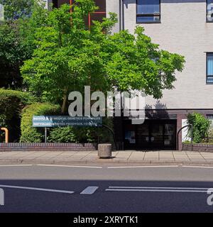 Institute of Medical Genetics for Wales Building, University Hospital of Wales, Heath Park, Cardiff. Pays de Galles du Sud. Prise en août 2024 Banque D'Images