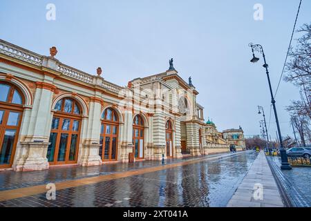 Façade de Castle Garden Bazaar (Varkert Bazar) avec porche principal à Budapest, Hongrie Banque D'Images