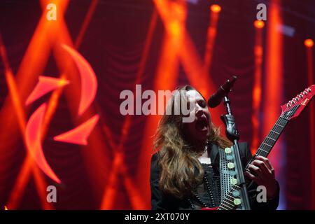 Irving, États-Unis. 11 août 2024. Lzzy Hale, chanteuse et guitare solo du groupe de rock américain Halestorm, se produit à la Toyota Music Factory. Le 11 août 2024 à Irving, Texas. (Photo de Javier Vicencio/Eyepix Group) crédit : Eyepix Group/Alamy Live News Banque D'Images