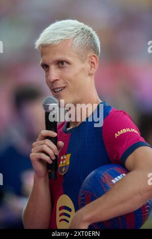 Barcelone, ESP. 12 août 2024. FC BARCELONE vs AS MONACO 12 août 2024 Dani Olmo avant le match entre le FC Barcelone et L'AS Monaco correspondant au Trophée Joan Gamper au stade Olimpic de Montjuic à Barcelone, Espagne. Crédit : Rosdemora/Alamy Live News Banque D'Images