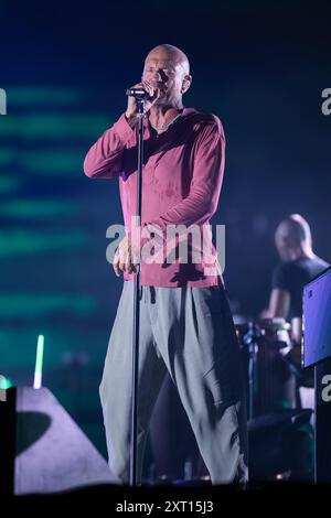 Pompéi, Italie. 18 juillet 2024. Biagio Antonacci se produit en concert à l'Anfiteatro degli Scavi pour la tournée 'Funziona solo se stiamo insieme' de 2024 à Pompéi. Crédit : SOPA images Limited/Alamy Live News Banque D'Images