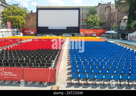 Aujourd'hui, le cinéma en plein air Metalac est préparé pour le Festival du film de Sarajevo 2024 Banque D'Images