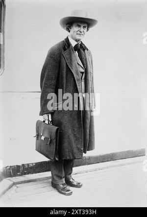 Elbert Hubbard, 1915 ans. Elbert Hubbard (1856-1915), écrivain, éditeur et artiste américain décédé dans le naufrage de la Lusitania le 7 mai 1915. Banque D'Images