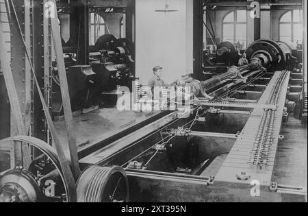 Rifling Big Guns, Watervliet, entre c1910 et c1915. Banque D'Images