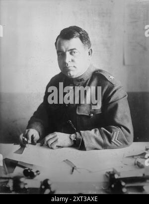 Brig. Gen. Harry J. Hatch, 1918. Spectacles Brigadier général Harry J. Hatch (1869-1931), Chef section H.A., C. of A., quartier général, Chaumont, France, 3 septembre 1918 pendant la première Guerre mondiale Banque D'Images