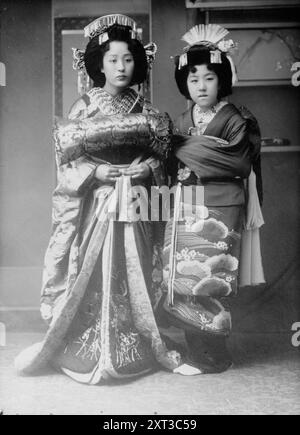 Les filles geisha, entre c1915 et c1920. Banque D'Images