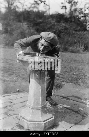 Cantor, entre c1915 et c1920. Montre le chanteur Eddie Cantor (vers 1892-1964). Banque D'Images