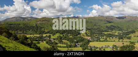 village de grasmere et lac haut vue panoramique de la craie grise au nord-est Banque D'Images