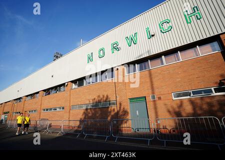 Vue générale à l'extérieur de Carrow Road, Norwich, devant le match de premier tour de la Carabao Cup entre Norwich City et Stevenage. Date de la photo : mardi 13 août 2024. Banque D'Images