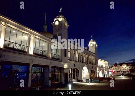 Spanish City un centre de restauration et de loisirs à Whitley Bay, la nuit, North Tyneside, Tyne & Wear, Angleterre, ROYAUME-UNI Banque D'Images
