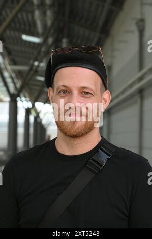 Schauspieler Patrick Müller posiert beim Fantreffen und Starwahl der RTL Daily Drama Serie unter uns. *** L'acteur Patrick Müller pose lors de la rencontre des fans et de la sélection des stars de la série dramatique RTL Daily Among US Banque D'Images