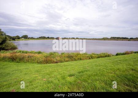 Le réservoir Hurleston, près de Nantwich Cheshire, est alimenté par le canal Llangollen pour alimenter en eau potable la région de Crewe et Nantwich Banque D'Images