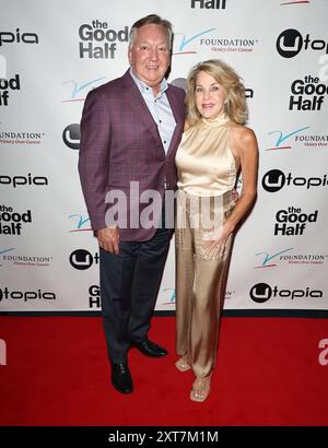 Beverly Hills, États-Unis. 13 août 2024. Steve barth, juin Barth arrive à la première projection de Los Angeles de THE GOOD HALF qui se tient au Saban Theatre à Beverly Hills, CA le mardi 13 août 2024 . (Photo de Juan Pablo Rico/Sipa USA) crédit : Sipa USA/Alamy Live News Banque D'Images