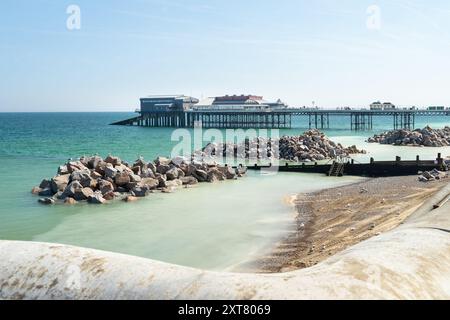 Améliorations de la défense maritime à Cromer Pier (gestion côtière) - Cromer, Angleterre, Royaume-Uni Banque D'Images