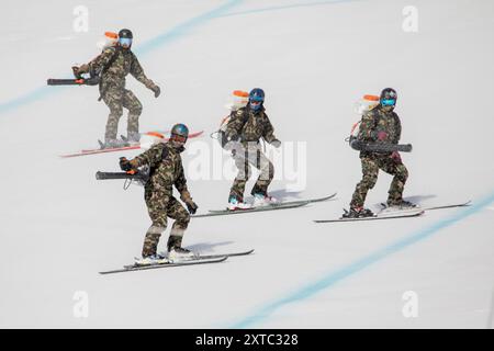 Deuxième journée de la compétition féminine de descente de la Coupe du monde Audi FIS sur la pente nationale à Crans-Montana en Valais, Suisse Banque D'Images