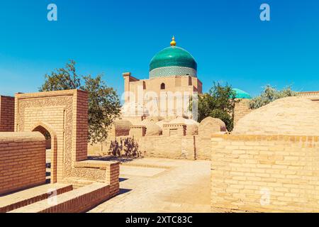 Complexe architectural du mausolée de Pakhlavan Mahmud. Khiva, Ouzbékistan - 17 juillet 2024. Banque D'Images