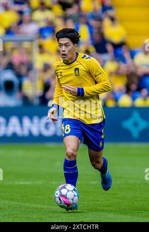 Brondby, Danemark. 11 août 2024. Yuito Suzuki (28) de Broendby vu lors du match de 3F Superliga entre Broendby IF et Aarhus GF au Brondby Stadium. Banque D'Images