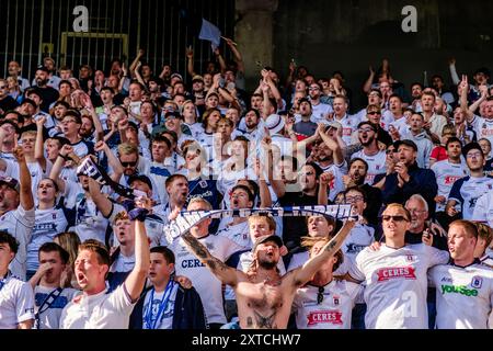 Brondby, Danemark. 11 août 2024. Les fans de football d'Aarhus GF vus sur les tribunes lors du match de 3F Superliga entre Broendby IF et Aarhus GF au Brondby Stadium. Banque D'Images