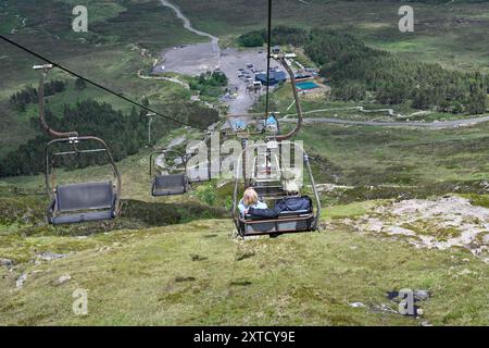 Remontée mécanique de Glencoe en été. Populaire auprès des randonneurs et des vététistes Banque D'Images