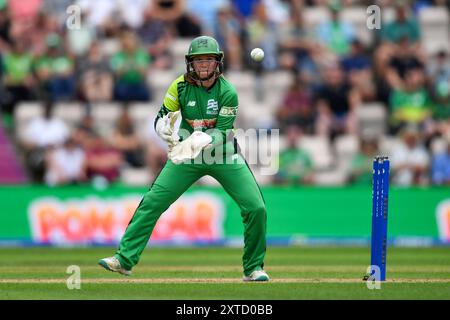 Southampton, Royaume-Uni. 14 août 2024. Rhianna Southby de Southern Brave lors du Hundred Men's match entre Southern Brave et Welsh Fire à Utilita Bowl. Crédit : Dave Vokes/Alamy Live News Banque D'Images