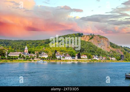 Vue sur Erpel, Erpeler Ley, Allemagne Banque D'Images
