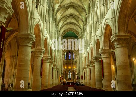 La cathédrale de Pierre à Lisieux est l'église paroissiale de caractérisée Thérèse Banque D'Images