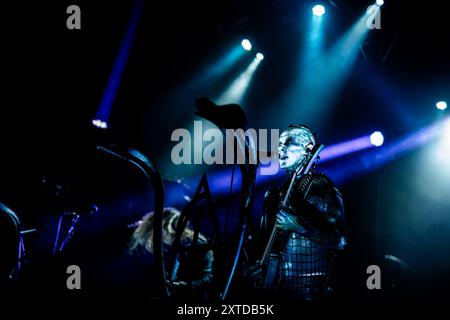 Nergal, également connu sous le nom d'Adam Darski, se produit avec Behemoth lors du 'O Father, O Svmmer, O Tour' à Phenoménomène à Fontaneto D'agogna, en Italie, le 13 août 2024 (photo Alberto Gandolfo/NurPhoto). Crédit : NurPhoto SRL/Alamy Live News Banque D'Images