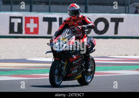 (9) Danilo Petrucci d'Italie de Brani Spark Racing Team, monte Ducati Panigale V4R salue les fans lors des Champions du monde FIM Motul Superbike Banque D'Images