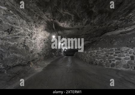 tunnel d'un site d'extraction de sel abandonné Banque D'Images