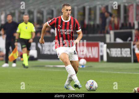 Milan, Italie. 14 août 2024. Italie, Milan, le 13 août 2024 : Filippo Terracciano (AC Milan) a tiré en première mi-temps lors du match de football AC Milan vs AC Monza, match amical 'Trofeo Silvio Berlusconi', stade San Siro. AC Milan vs AC Monza, pré-saison ''Trofeo Silvio Berlusconi'' disputé .au stade San Siro le 13 août 2024 (image crédit : © Fabrizio Andrea Bertani/Pacific Press via ZUMA Press Wire) USAGE ÉDITORIAL SEULEMENT! Non destiné à UN USAGE commercial ! Banque D'Images