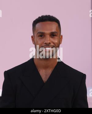 Los Angeles, États-Unis. 14 août 2024. Lucien Laviscount assiste à la première de « Emily in Paris » saison 4 part 1 de Netflix au Egyptian Theatre Hollywood le 14 août 2024 à Los Angeles, Californie. Photo : Crash/imageSPACE/SIPA USA crédit : SIPA USA/Alamy Live News Banque D'Images