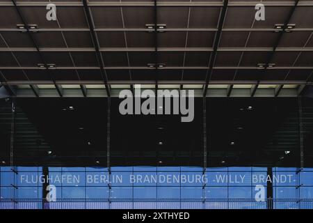 Schoenefeld, Deutschland. 12 août 2024. Vue extérieure de l'aéroport de Berlin Brandenburg 'Willy Brandt' (BER) à Schoenefeld, le 12 août 2024. Crédit : dpa/Alamy Live News Banque D'Images