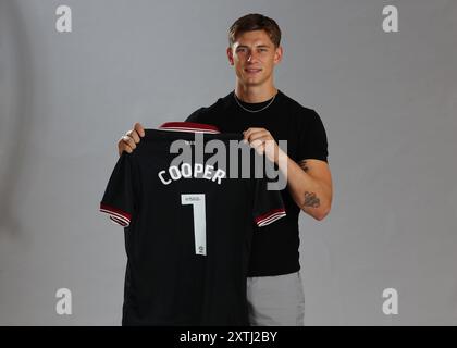 Sheffield, Royaume-Uni. 13 août 2024. Michael Cooper signe pour Sheffield United photographié à Bramall Lane Sheffield. Photo : Simon Bellis/Sportimage crédit : Sportimage Ltd/Alamy Live News Banque D'Images