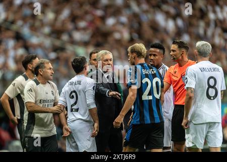 Varsovie, Pologne. 14 août 2024. Carlo Ancelotti, entraîneur-chef du Real Madrid CF, entraînera la finale de la Supercoupe entre le Real Madrid CF et Atalanta BC au Stadion Narodowy à Varsovie, en Pologne, le 14 août 2024. (Photo de Giacomo Cosua/NurPhoto) crédit : NurPhoto SRL/Alamy Live News Banque D'Images