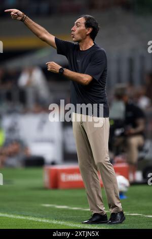 Milan, Italie. 14 août 2024. Alessandro nesta, entraîneur-chef de l'AC Monza, fait des gestes lors du match de football Trofeo Silvio Berlusconi entre l'AC Milan et l'AC Monza. L'AC Milan a gagné 3-1 contre l'AC Monza. Crédit : Nicolò Campo/Alamy Live News Banque D'Images