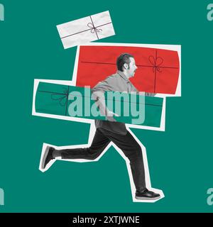 À la hâte. Homme courant avec trois boîtes de cadeaux enveloppées sur fond vert. Collage d'art contemporain. Banque D'Images