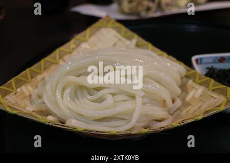 Cuisine japonaise : nouilles zaru udon à Gunma, Japon Banque D'Images