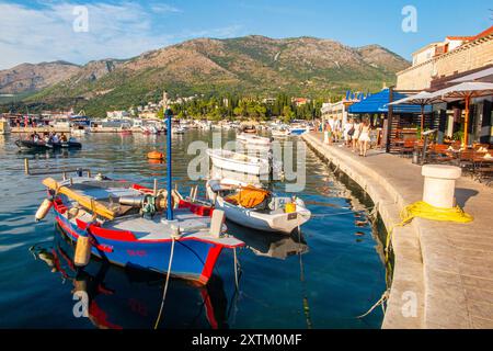 La jolie ville de Cavtat dans le sud de la Croatie Banque D'Images