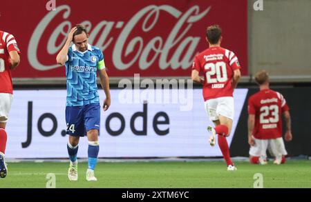 Gand, Belgique. 15 août 2024. Sven Kums de Gent semble déçu lors du match retour de l'équipe belge de football KAA Gent contre le danois Silkeborg IF, le match retour au troisième tour de qualification pour la compétition de l'UEFA Conference League, à Gand, jeudi 15 août 2024. La première étape s'est terminée par un tirage au sort de 2-2. BELGA PHOTO VIRGINIE LEFOUR crédit : Belga News Agency/Alamy Live News Banque D'Images