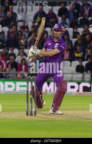 Leeds, Angleterre, 31 juillet 2021. John Simpson battant pour les Superchargeurs du Nord contre les Invincibles ovales dans les cent à Headingley. Crédit : Colin Edwards Banque D'Images