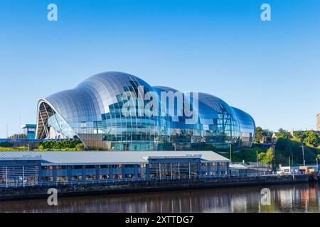 Forme organique de Glasshouse anciennement le Sage Gateshead, un centre de musique et salle de concert conçu par Fosters & Partners Gateshead River Tyne newcastle Banque D'Images