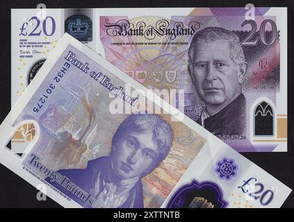 Les billets de 20 £ du Royaume-Uni du roi Charles III sur fond noir. Banque D'Images