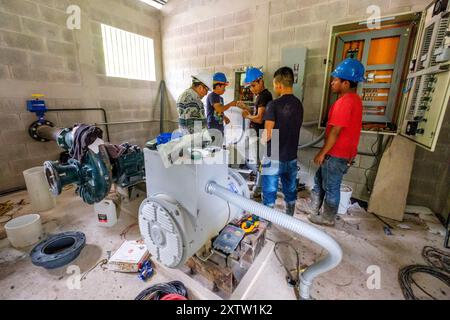 Projet hydroélectrique Madre Selva, Sierra de los Cuchumatanes, Quiche, République du Guatemala, Amérique centrale Banque D'Images